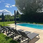 Romantique Lmf Intérieur Piscine Privés Jardin Et Lit King Size Villa Rousson (Gard)