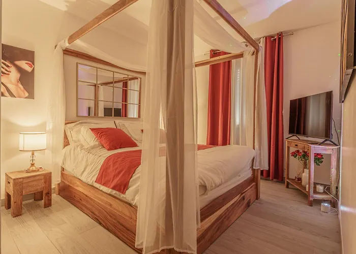 Suite Romantique Lmf Spa Interieur Piscine Prives Jardin Et Lit King Size * Rousson (Gard)