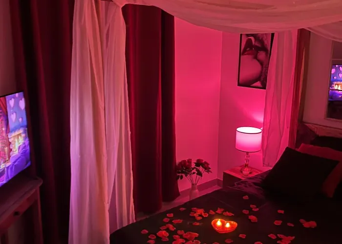 Vila Suite Romantique Lmf Spa Interieur Piscine Prives Jardin Et Lit King Size Rousson (Gard)